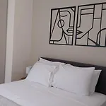 Uni Island - City Heart Suites